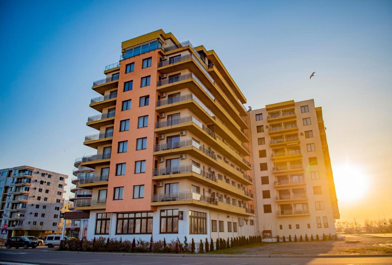 Summerland Luxury Velvet Front Sea View Appartement Mamaia Buitenkant foto