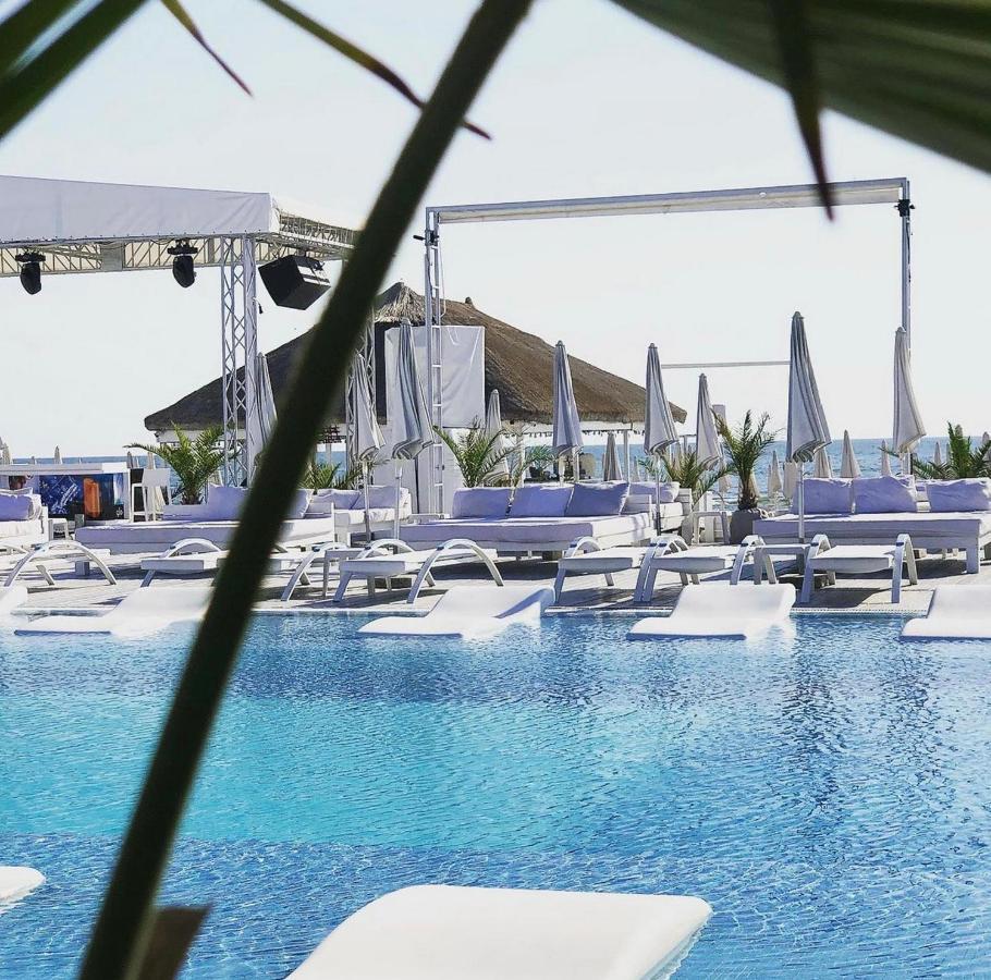 Summerland Luxury Velvet Front Sea View Appartement Mamaia Buitenkant foto