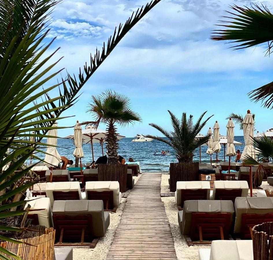 Summerland Luxury Velvet Front Sea View Appartement Mamaia Buitenkant foto