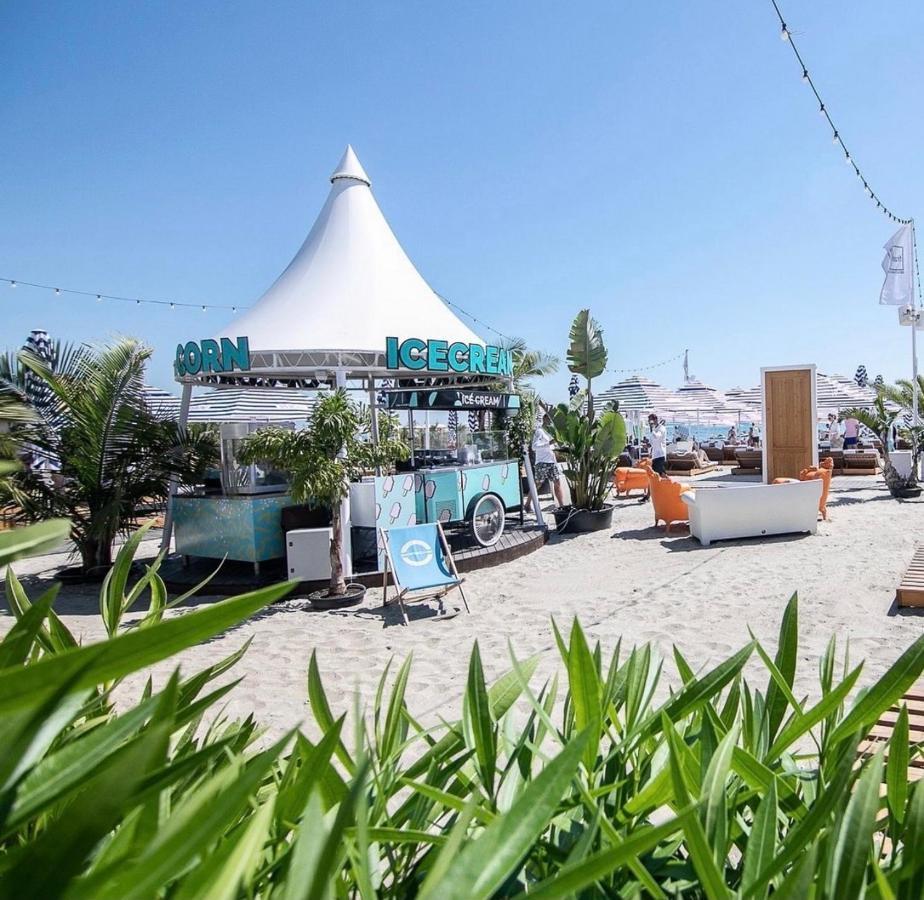 Summerland Luxury Velvet Front Sea View Appartement Mamaia Buitenkant foto